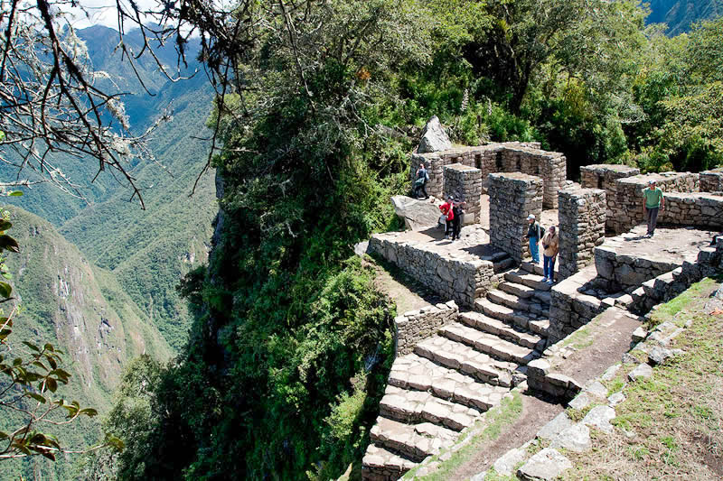 sun gate machu Picchu ruins - La Puerta del Sol en Machu Picchu